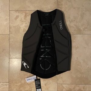 O’Neill reversible lightweight life vest